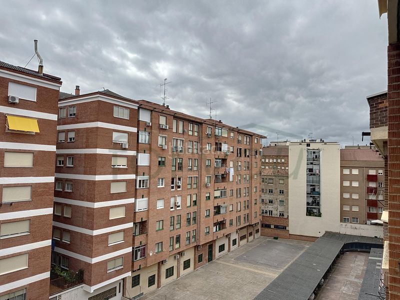 Foto fa72fabb-0f1b-4b24-be86-024f45052def. Piso tu hogar soñado en Juzgados Logroño