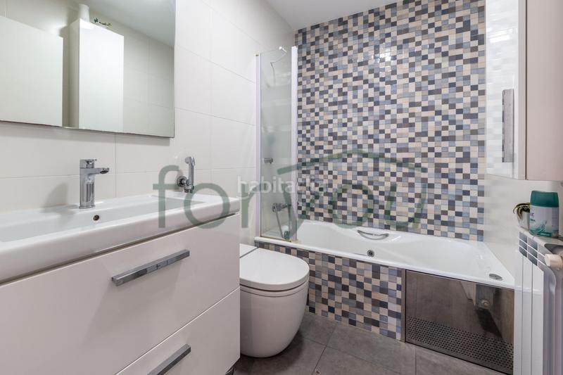 Foto b918e852-8b6d-46c0-9962-beb240beaf0b. Duplex with heating parking pool in Miramon-Zorroaga Donostia - San Sebastián