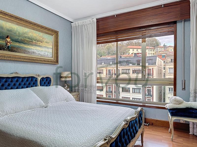 Foto 4e4b8f5f-3698-42dc-8820-d0e2854d6c5f. Etagenwohnung mit heizung in Egia Donostia - San Sebastián