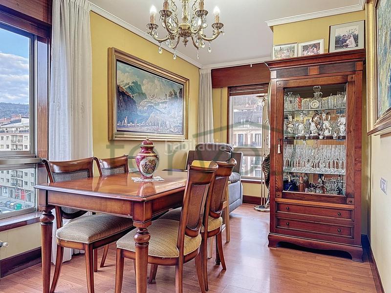 Foto d950c450-a56f-4a26-bbbf-2c8dae268fc2. Etagenwohnung mit heizung in Egia Donostia - San Sebastián
