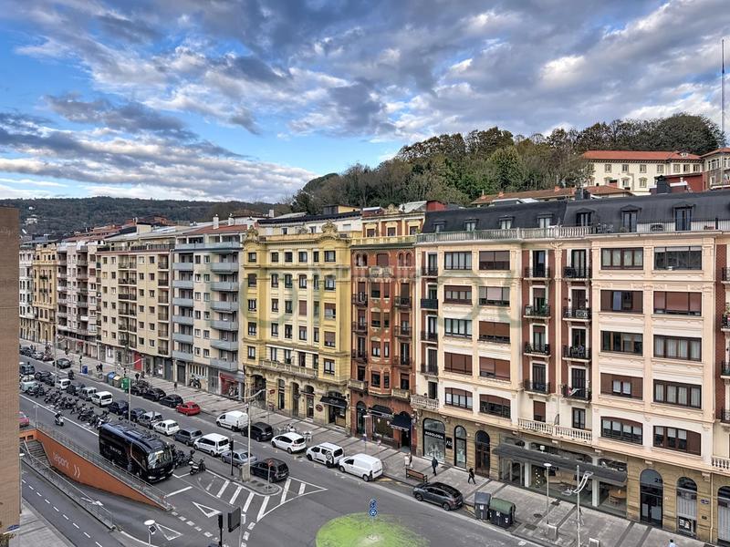 Foto afb9de0b-3964-4661-bba9-135b5e1d0287. Piso en Egia Donostia - San Sebastián