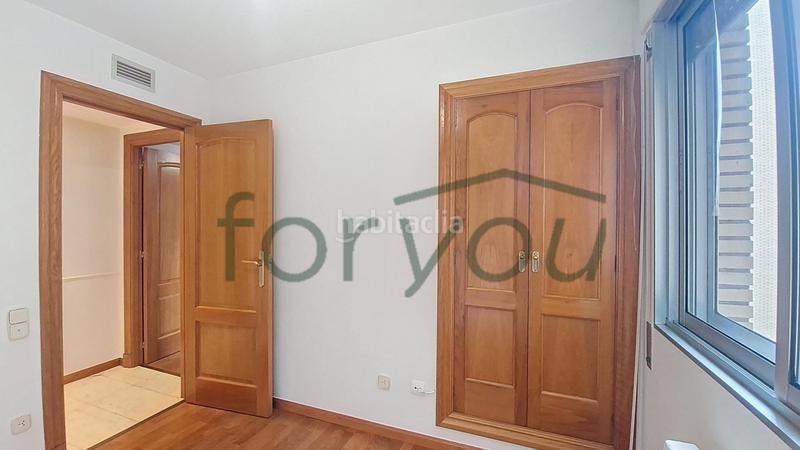 Foto 04d9380a-00cc-490b-b0bf-a32c4d2d6c4c. Alquiler piso descubre tu nuevo hogar en Universidad San Francisco Zaragoza