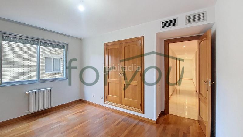 Foto c803bd00-c049-4979-8e40-d8fa6f96e694. Alquiler piso descubre tu nuevo hogar en Universidad San Francisco Zaragoza