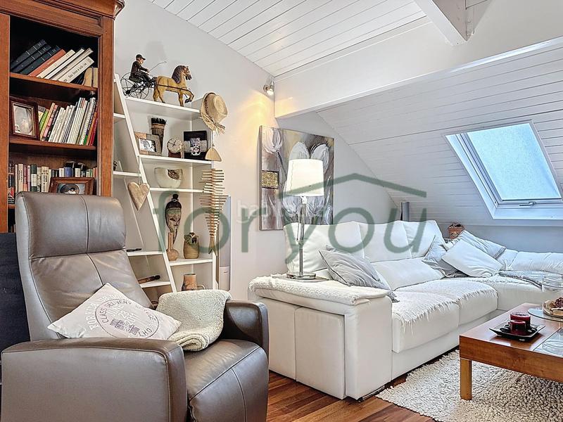 Foto 1dd4ad75-3123-48ca-ac18-93fbfc67de39. Maison jumelée avec chauffage parking piscine dans Lasarte - Oria