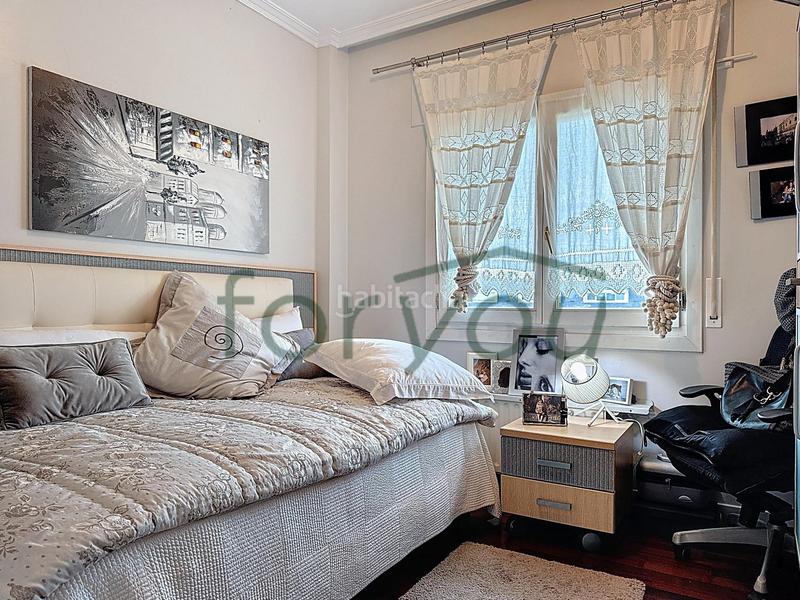 Foto 1f5cb48c-4fa9-4af4-bc3a-4d11c7757638. Maison jumelée avec chauffage parking piscine dans Lasarte - Oria