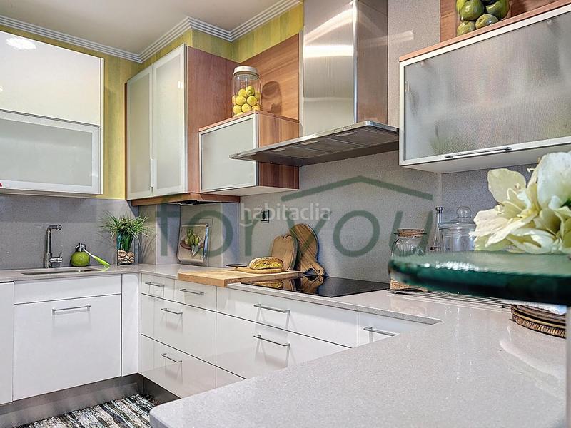 Foto 4714dcf0-fce5-41e4-863f-6ed926d9db2e. Maison jumelée avec chauffage parking piscine dans Lasarte - Oria