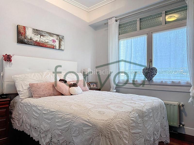 Foto 84457e4d-834f-4ed8-8fad-a9edcde84c2d. Maison jumelée avec chauffage parking piscine dans Lasarte - Oria