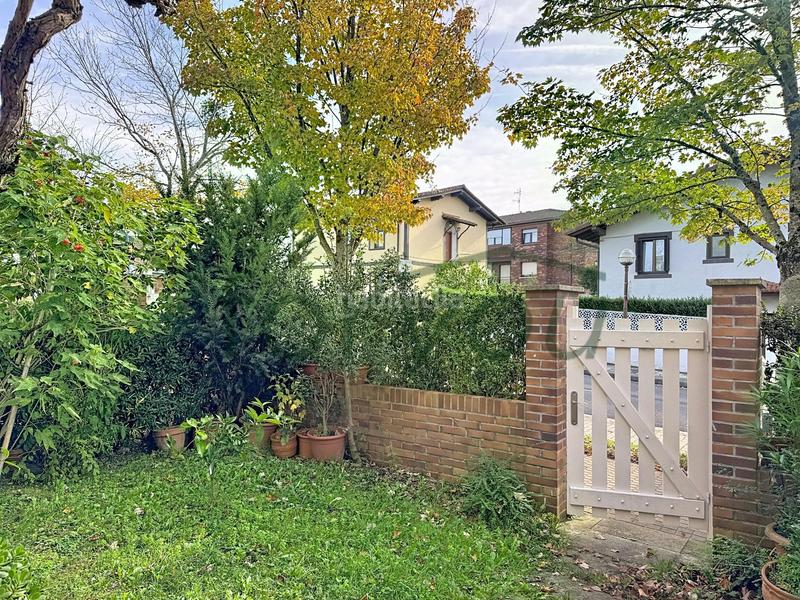 Foto eba2f068-8b61-4e51-bf76-2da356a1a077. Maison jumelée avec chauffage parking piscine dans Lasarte - Oria