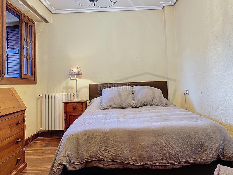 Foto 44f24315-960e-4243-b5b0-4e99b0e0a6fa. Flat with heating in Área Romántica Donostia - San Sebastián