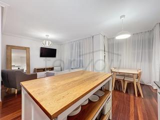 Piso  Calle pikoketa. Tu nuevo hogar en pikoketa, con balcón, trastero y ascensor a co