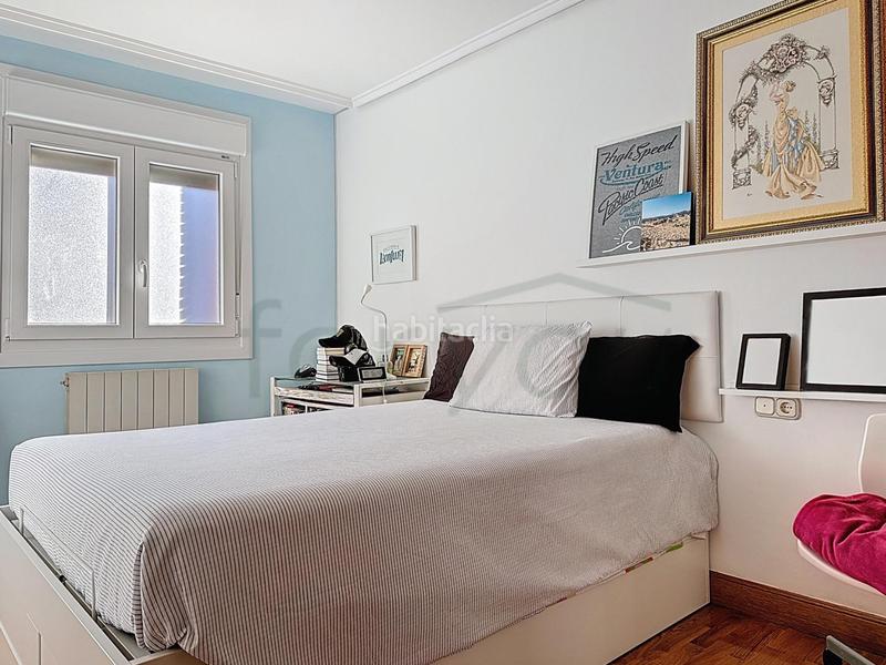 Foto 43a7d25b-6c39-4180-856d-876051daa1e4. Pis amb calefacció aparcament a Intxaurrondo Donostia - San Sebastián