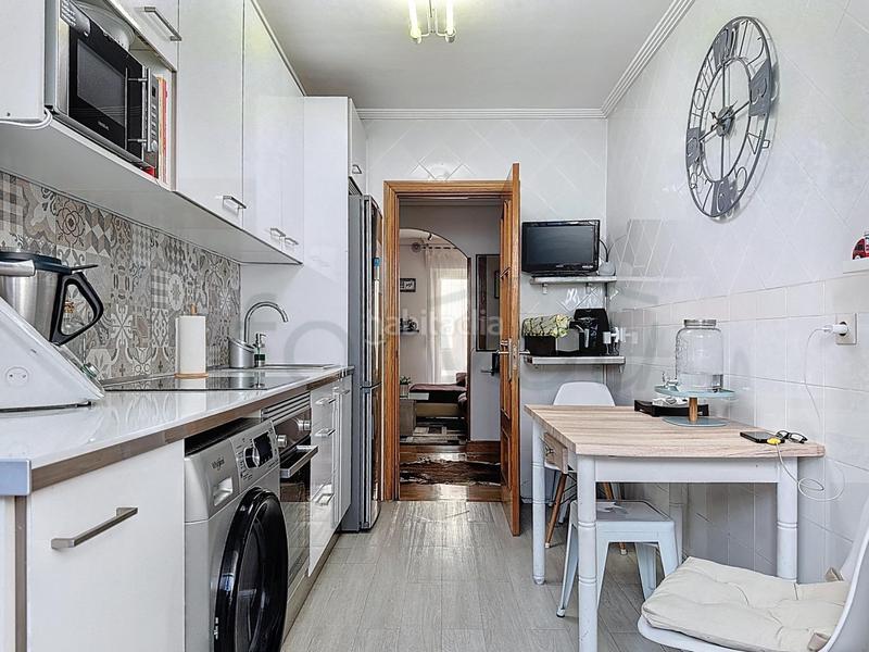 Foto fbe70ff4-b5f4-42c2-83ce-da6d98820a99. Pis amb calefacció aparcament a Intxaurrondo Donostia - San Sebastián