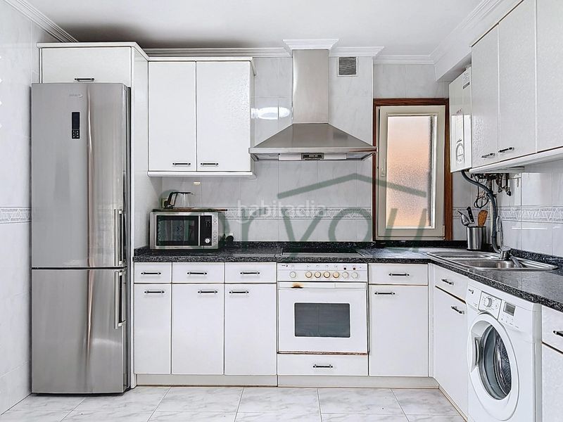 Foto 1a2e033d-1790-40e7-abb4-a3a89f149b26. Flat with heating parking in Hernani