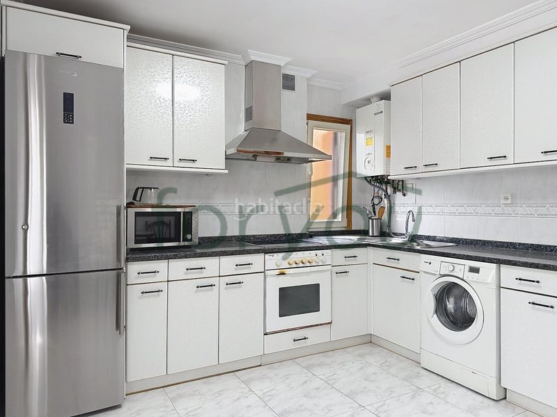 Foto 6cb49c71-c653-47a8-abcd-94bffda4aa29. Flat with heating parking in Hernani