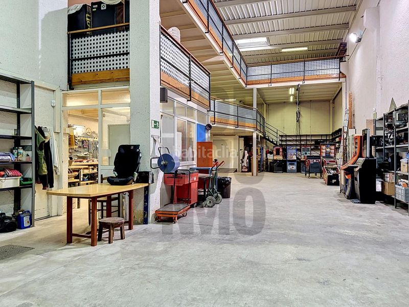 Foto 9309e475-1be2-4670-bb40-017012b26c01. Nau industrial a Oiartzun