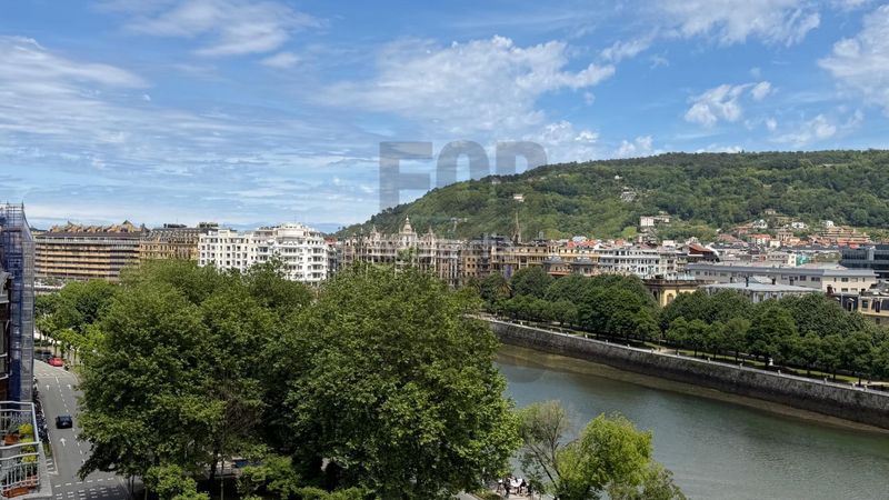 Foto 6387e2f7-04f3-4d62-a544-3be0158e0fb9. Dúplex amb calefacció a Área Romántica Donostia - San Sebastián
