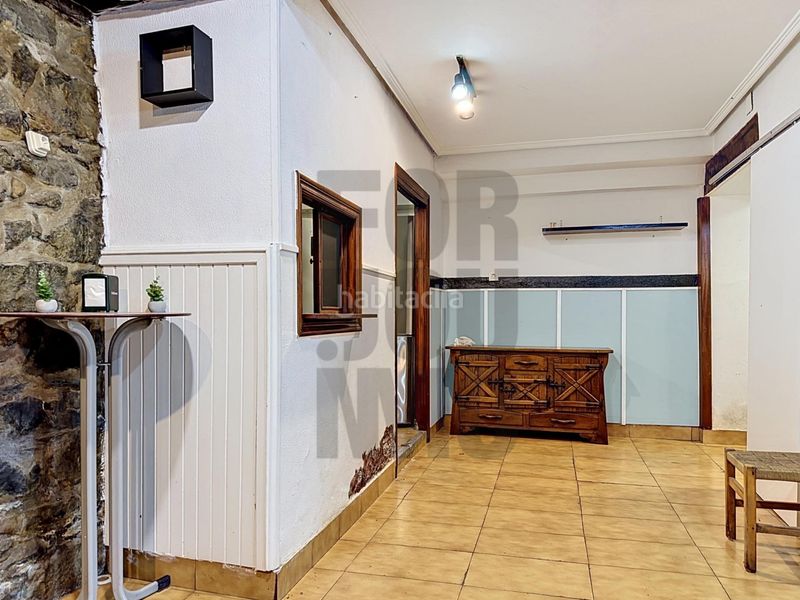 Foto 4e1d5cb2-6b3b-4a83-9e86-0a6a92011417. Local comercial a Hernani