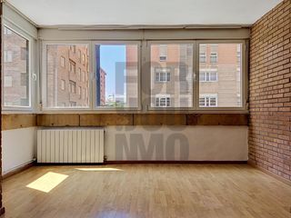 Appartement  Avenida pio xii. Un piso enorme, con terrazas y muchísimas posibilidades