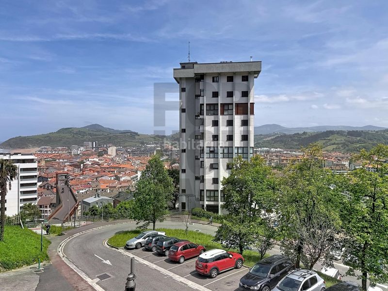 Foto 5e84082c-2bdf-45f1-878e-956f58e3d370. Pis a Zarautz