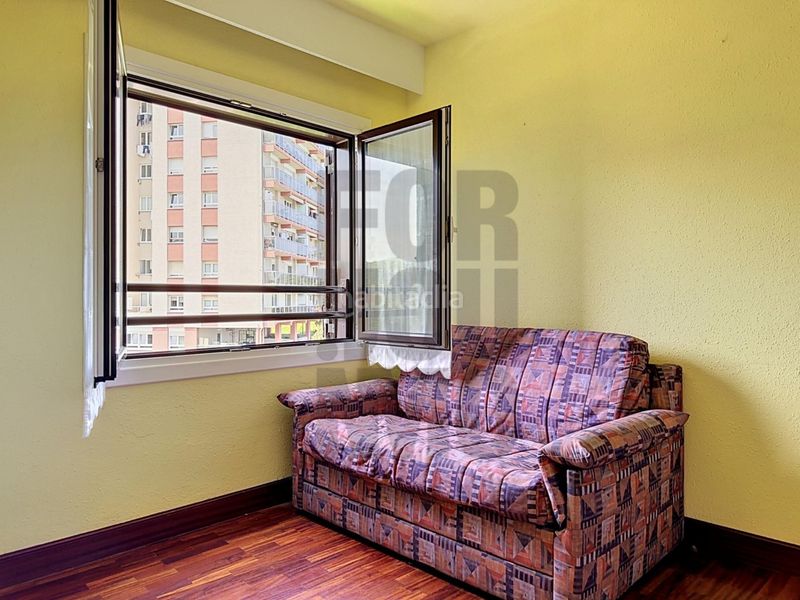 Foto eb4ec813-31f4-49bf-ad59-4ba32f53f326. Pis a Zarautz