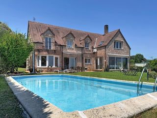 Xalet  Calle domingotxoenea. Magnífica villa con piscina y vistas panorámicas al mar en honda