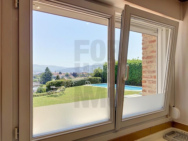 Foto 66c3038d-44b0-4e4d-9022-8578c7636f4b. Xalet amb calefacció aparcament piscina a Hondarribia