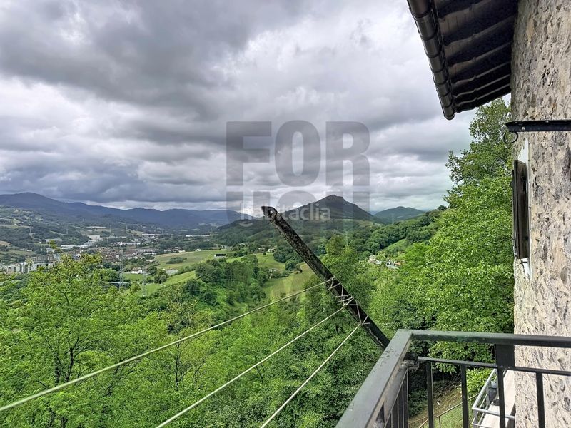 Foto 0e366ee2-980d-4109-9547-3dc3a1a13977. Casa amb aparcament a Hernani