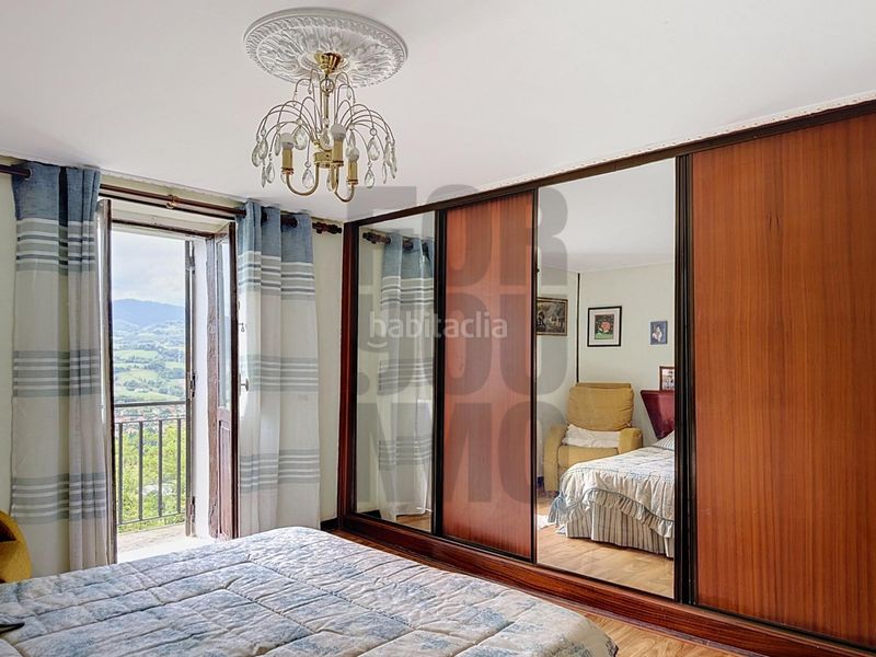 Foto aa6b5942-e738-4f11-a737-f4ad03ee9962. Casa amb aparcament a Hernani