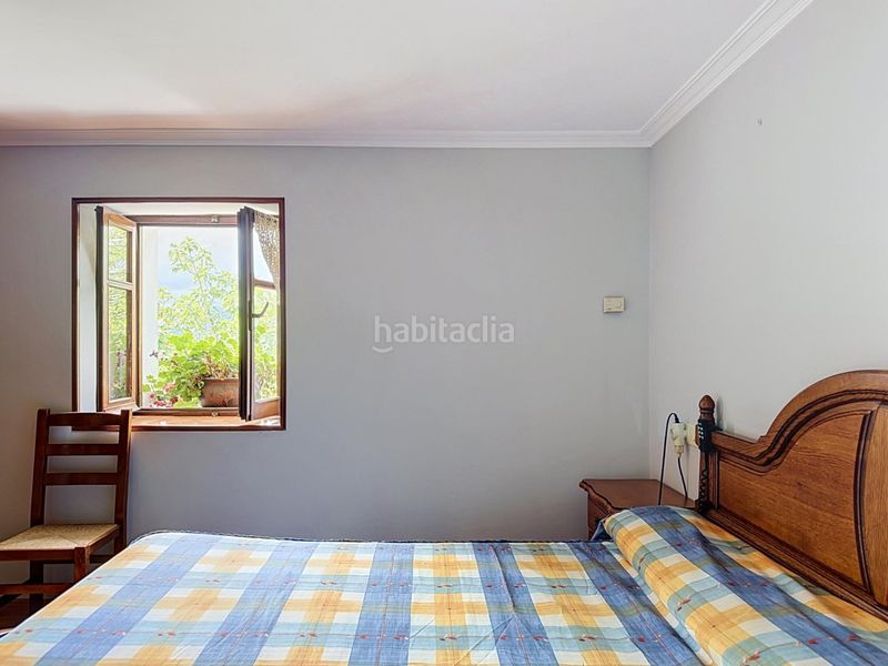 Foto ab7e49af-0420-47f0-8e63-f212319dc4ff. Casa amb calefacció aparcament a Hernani