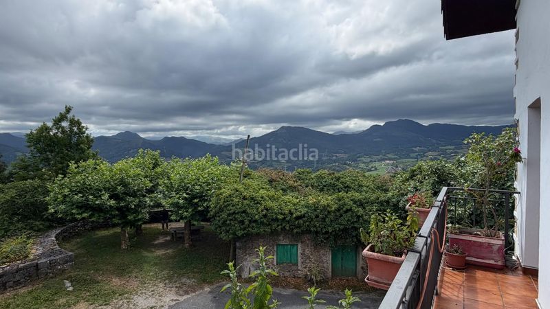 Foto b0ec03f2-2705-4245-ae28-ffdb6df94c4c. Casa amb calefacció aparcament a Hernani