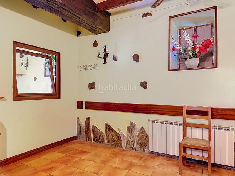 Foto fe7c9a23-0e21-48a7-b367-2dceeb0ea1ec. Casa amb calefacció aparcament a Hernani