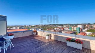 Penthouse  Calle escuelas. Espectacular ático en el corazón de irun con espectacular terraz