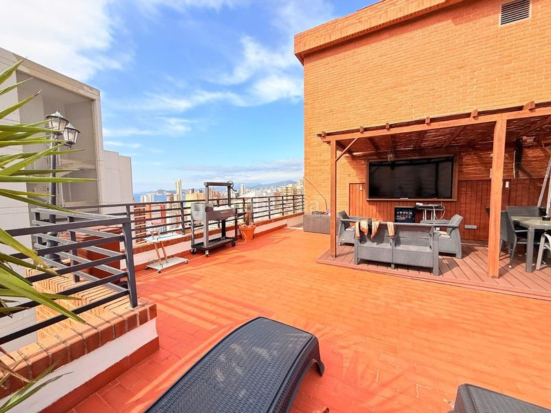 Foto f18f57ec-954d-4f8f-a6e3-56a9b157260f. Ático en Sierra Helada Benidorm