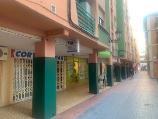 Rent Business premise in Centro Urbano