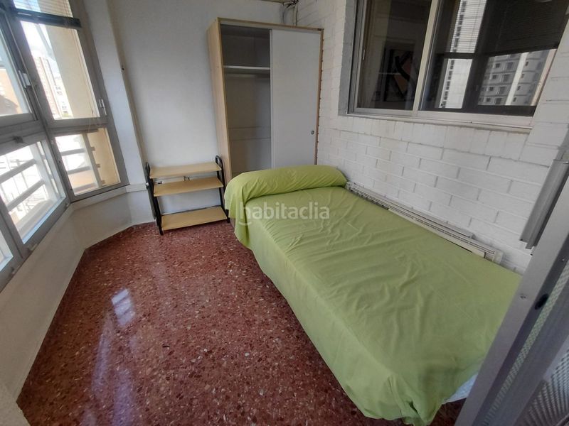 Foto fa1eb3d6-a741-42bd-8135-c816de267a77. Apartament amb piscina a Levante Alto Benidorm