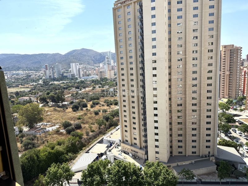 Foto 3f4af80e-43df-4b9a-adf5-0c70532c2088. Apartament amb calefacció piscina a Levante Alto Benidorm