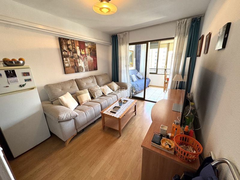 Foto c17bdceb-a044-425c-8c12-24a569bee349. Apartament amb calefacció piscina a Levante Alto Benidorm