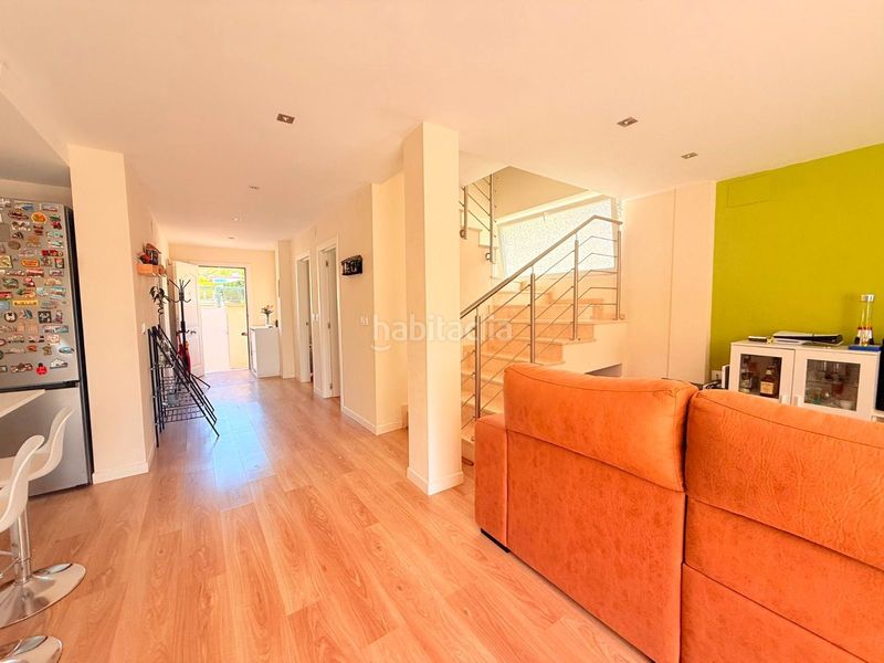 Foto b97484c4-90f2-4150-8f5e-d9eb2d040c10. Casa adossada amb aparcament piscina a Sierra Helada Benidorm