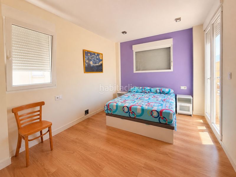Foto d90f974b-ce81-4f5b-ae74-9aaba17dd493. Casa adossada amb aparcament piscina a Sierra Helada Benidorm