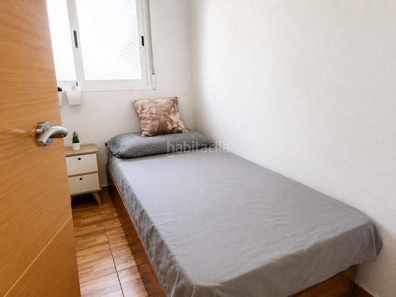 Foto ac946c44-0820-4ef1-adf3-92c3bde69137. Apartament a Colonia Madrid Benidorm