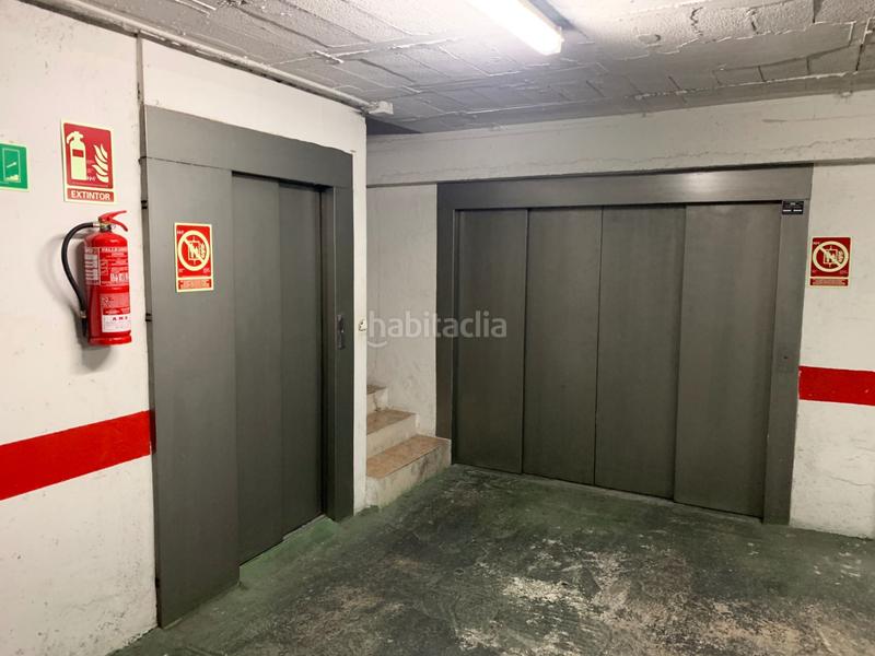 Foto f2d39715-77c4-4af0-b9e3-7190ee6cbf82. Car parking in Centro Urbano Benidorm