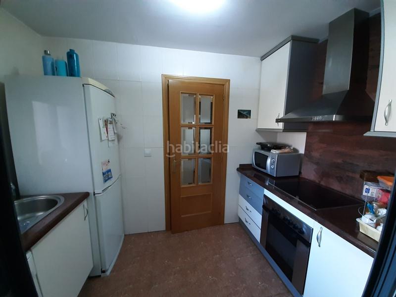 Foto 5897bd59-d667-4028-948e-6921959ac472. Piccolo appartamento con riscaldamento in Playa Poniente Benidorm