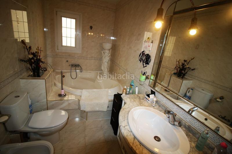 Foto 5a6951d6-03ac-447e-a5da-e3613ba0f6e4. Àtic a Centro Urbano Benidorm