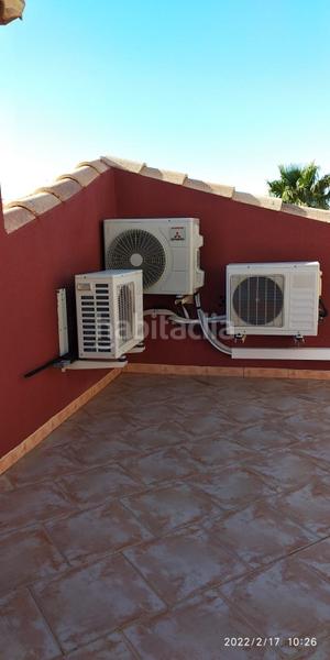 Foto e9bcc3c9-4bc3-4b67-938d-9c396f8e90d9. House in balcón de Finestrat-terra marina Finestrat