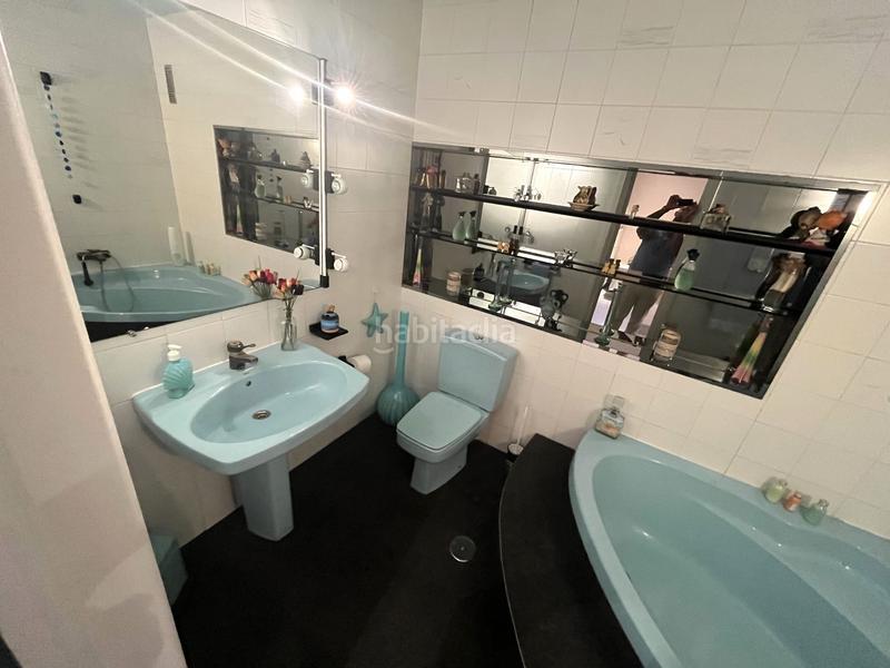 Foto b1bab0a8-f97b-409f-8e1c-b9cbb7fd40ab. Triplex dans Centro Urbano Benidorm