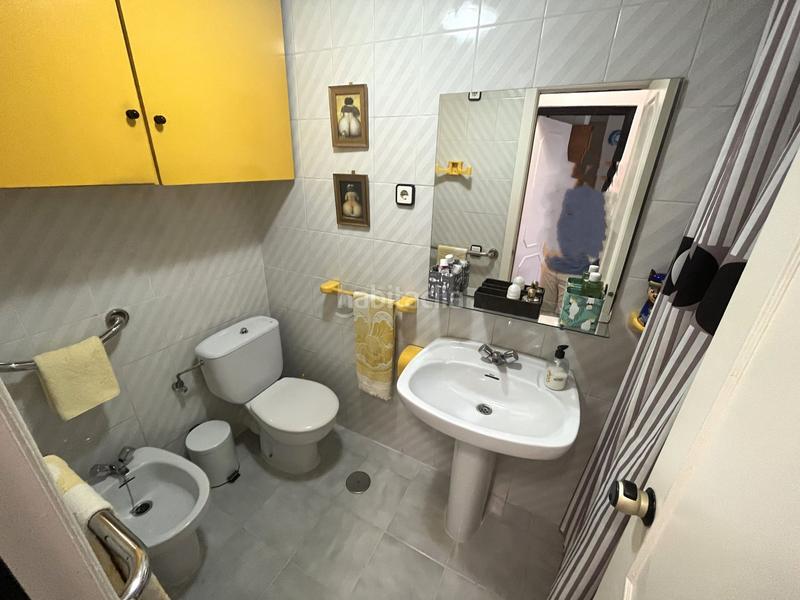 Foto c2accc12-381c-4f3e-a81d-cc3ea664a46e. Triplex dans Centro Urbano Benidorm