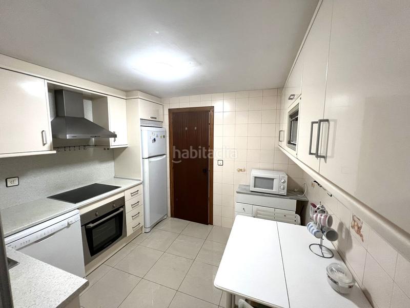 Foto e735d484-8b7c-469f-8790-81ca6f4f362c. Piso en Centro Urbano Benidorm