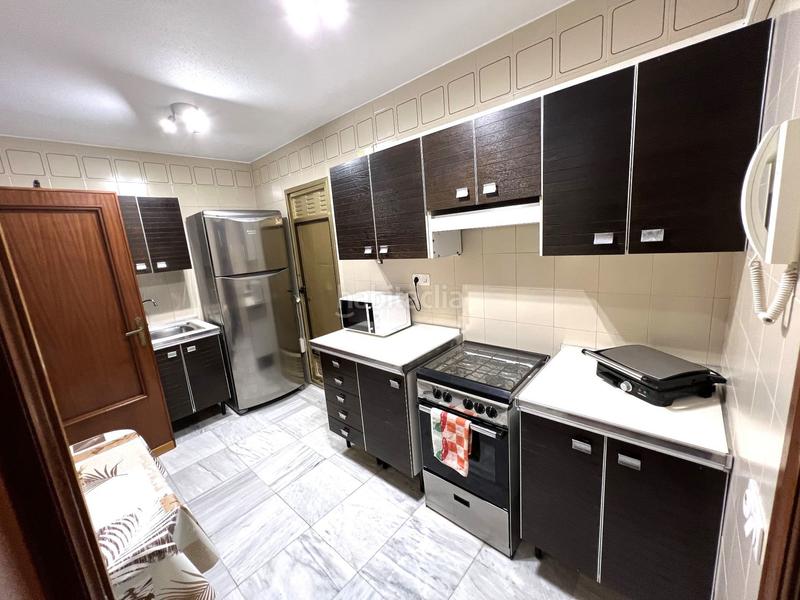 Foto 46b2fd84-a582-4c1b-b45d-1a6088ed5c14. Lloguer apartament a Playa Levante Benidorm