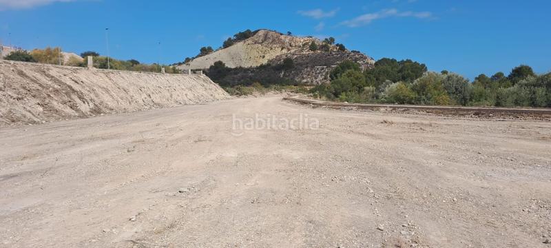 Foto 5a122698-ba7f-46bb-9de0-fc0ea9fb0ba8. Terrain résidentiel dans balcón de Finestrat-terra marina Finestrat