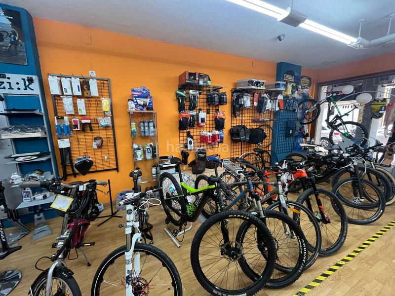 Foto 798ed68e-82ca-4032-aa9e-f92defd359d8. Locale commerciale in Centro Urbano Benidorm